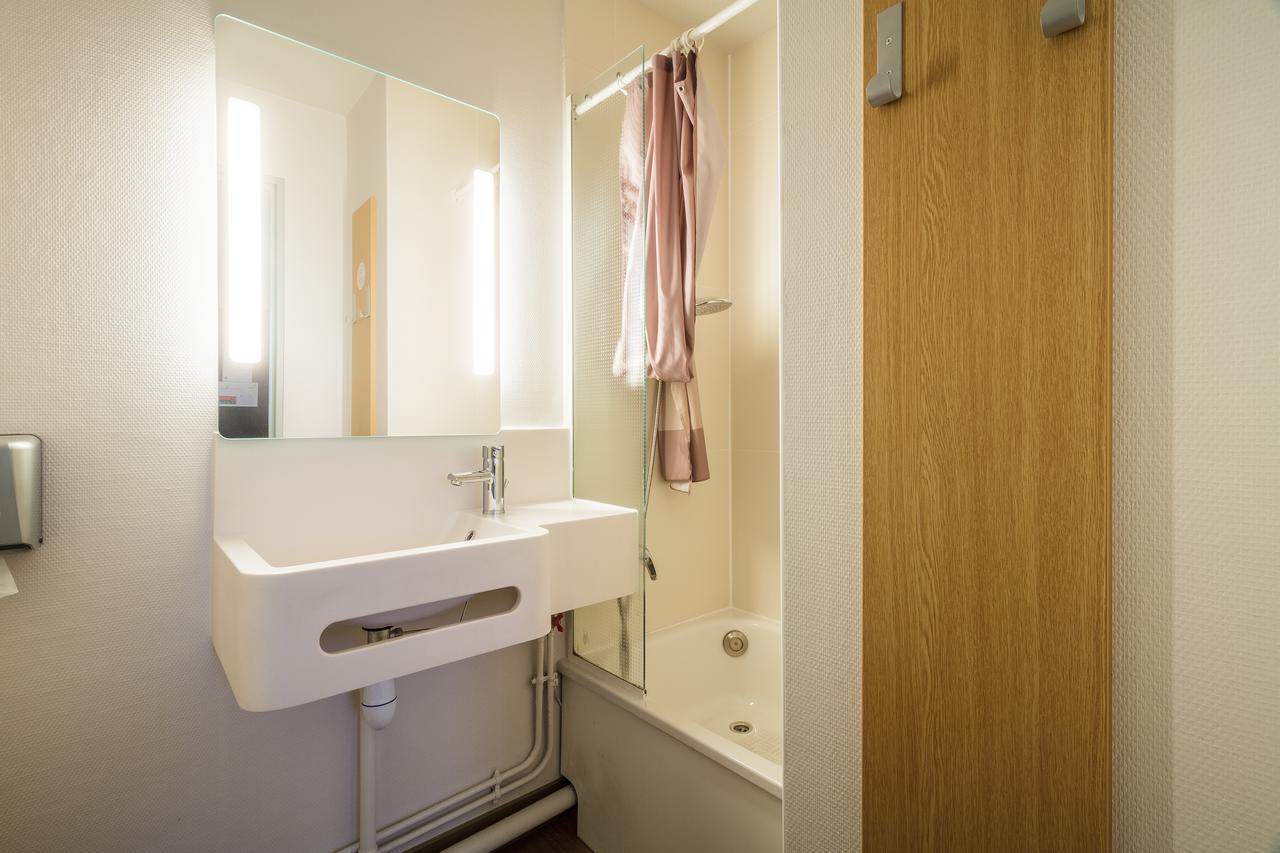 B&B Hotel Saint-Brieuc Трегё Экстерьер фото
